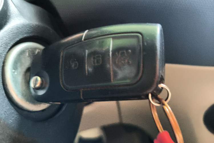 Used Ford Fiesta 2013 Sedan 1.5L Automatic Fashion Edition Vehicle Key