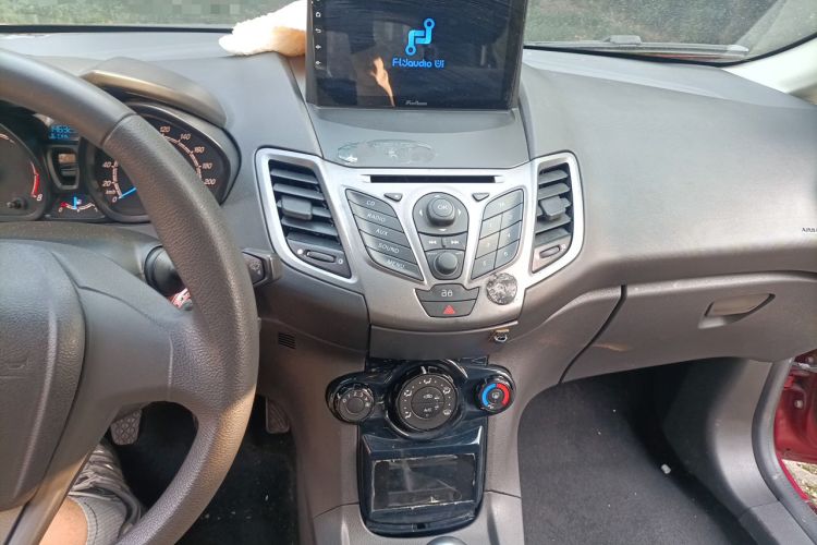 Used Ford Fiesta 2013 Hatchback 1.5L Manual Fashion Edition Audio And AC Panel