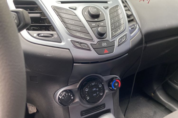 Used Ford Fiesta 2013 Hatchback 1.5L Automatic Fashion Edition Audio And AC Panel