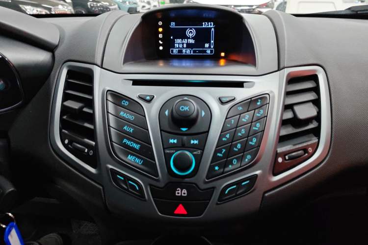 Used Ford Fiesta 2013 Hatchback 1.5L Automatic Fashion Edition Audio And AC Panel
