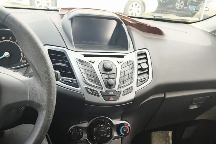 Used Ford Fiesta 2013 Hatchback 1.5L Automatic Fashion Edition Audio And AC Panel