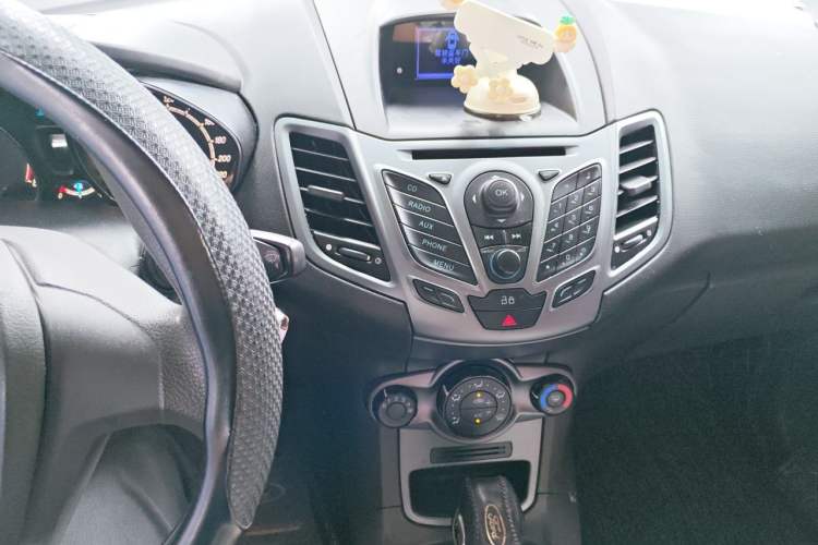 Used Ford Fiesta 2013 Hatchback 1.5L Automatic Fashion Edition Audio And AC Panel