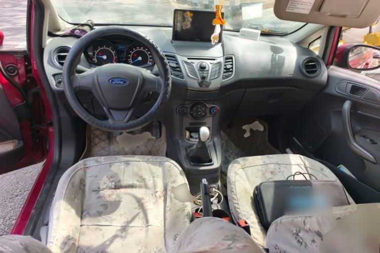 Used Ford Fiesta 2013 Hatchback 1.5L Manual Fashion Edition Center Console