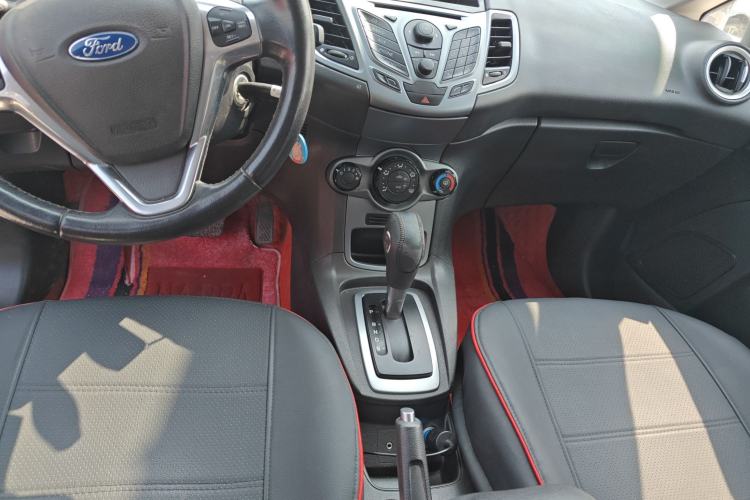 Used Ford Fiesta 2013 Hatchback 1.5L Automatic Prestige Model Center Console