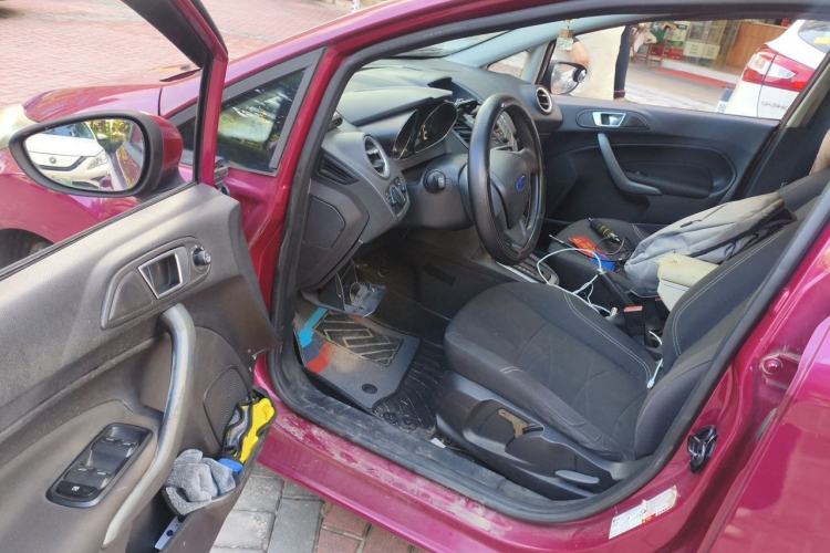 Used Ford Fiesta 2013 Hatchback 1.5L Automatic Fashion Edition Driver Seat