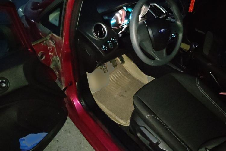 Used Ford Fiesta 2013 Hatchback 1.5L Manual Fashion Edition Driver Seat