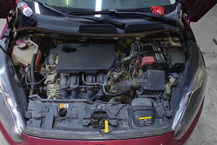 Used Ford Fiesta 2013 Hatchback 1.5L Automatic Fashion Edition Engine Bay