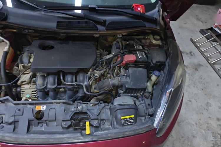 Used Ford Fiesta 2013 Hatchback 1.5L Automatic Fashion Edition Engine Bay Left