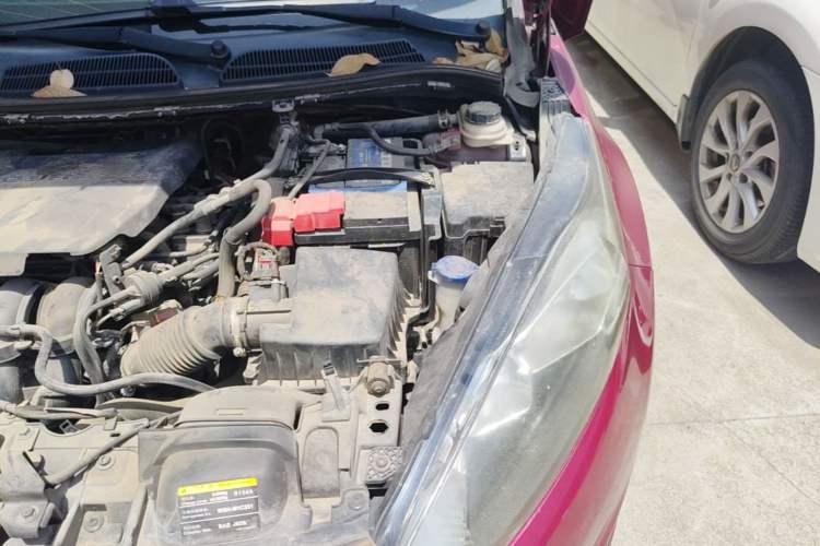 Used Ford Fiesta 2013 Hatchback 1.5L Automatic Fashion Edition Engine Bay Left