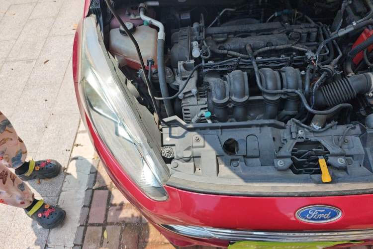 Used Ford Fiesta 2013 Sedan 1.5L Automatic Fashion Edition Engine Bay Right