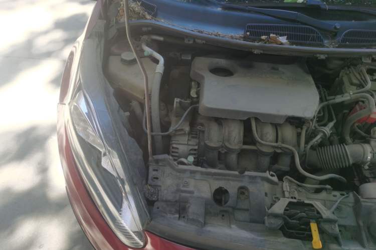 Used Ford Fiesta 2013 Hatchback 1.5L Automatic Fashion Edition Engine Bay Right