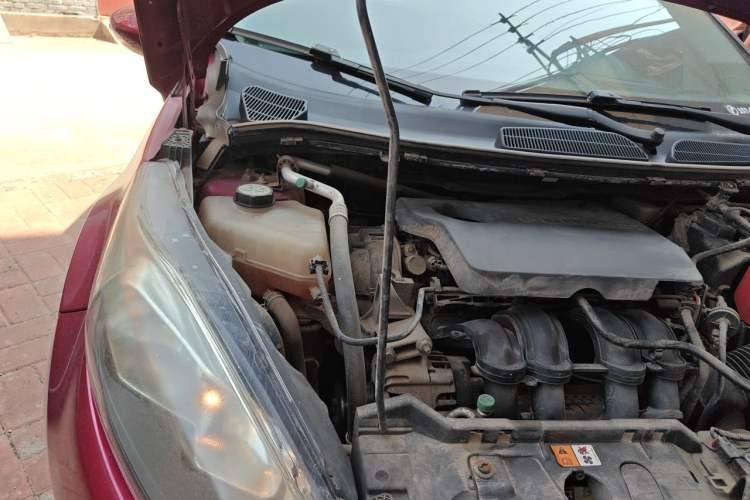 Used Ford Fiesta 2013 Hatchback 1.5L Manual Fashion Edition Engine Bay Right