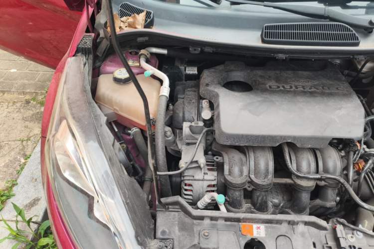 Used Ford Fiesta 2013 Hatchback 1.5L Automatic Fashion Edition Engine Bay Right
