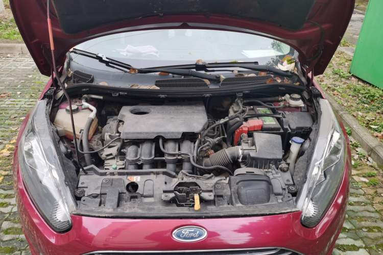 Used Ford Fiesta 2013 Sedan 1.5L Automatic Fashion Edition Engine Bay
