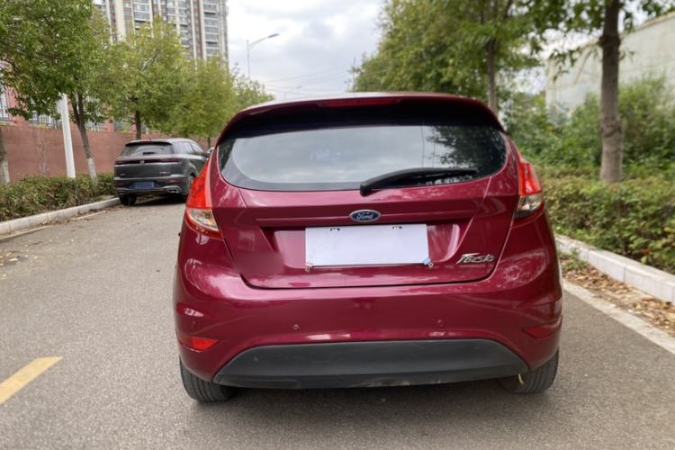Used Ford Fiesta 2013 Hatchback 1.5L Automatic Fashion Edition Exterior 1