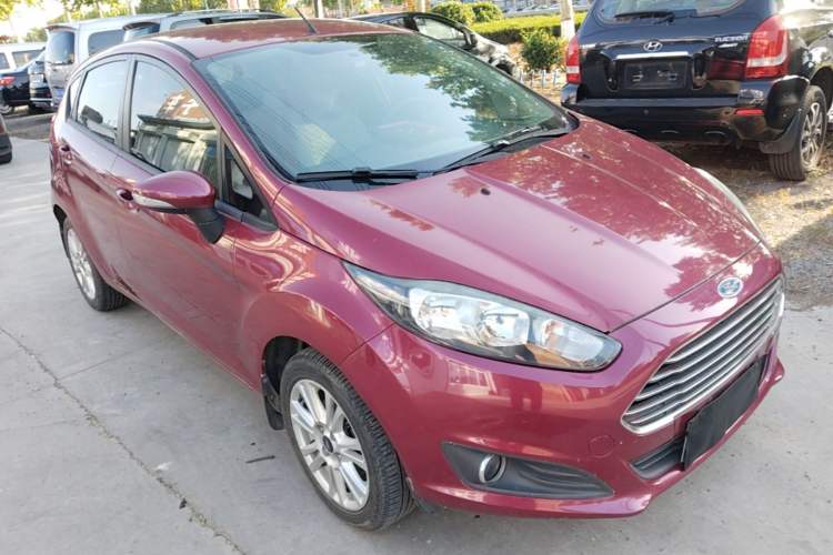 Used Ford Fiesta 2013 Hatchback 1.5L Automatic Fashion Edition Exterior 1