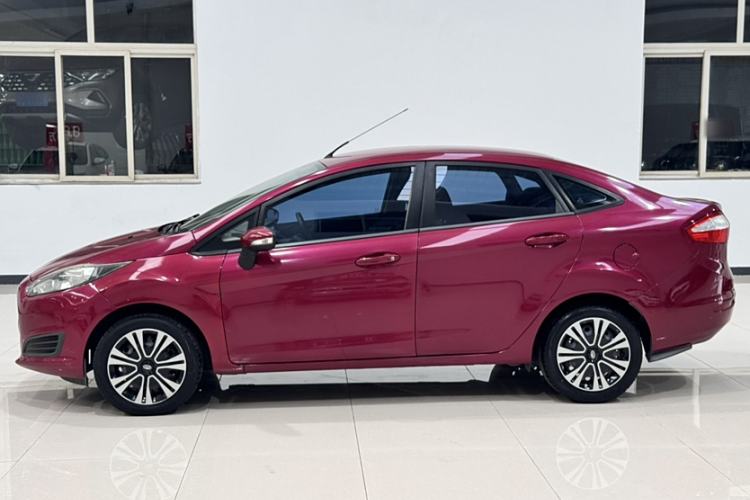 Used Ford Fiesta 2013 Sedan 1.5L Manual Fashion Edition Exterior 3