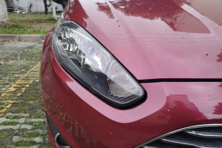 Used Ford Fiesta 2013 Sedan 1.5L Automatic Fashion Edition Exterior 3
