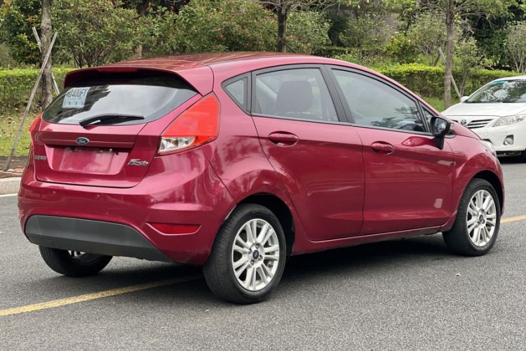 Used Ford Fiesta 2013 Hatchback 1.5L Automatic Fashion Edition Exterior 4