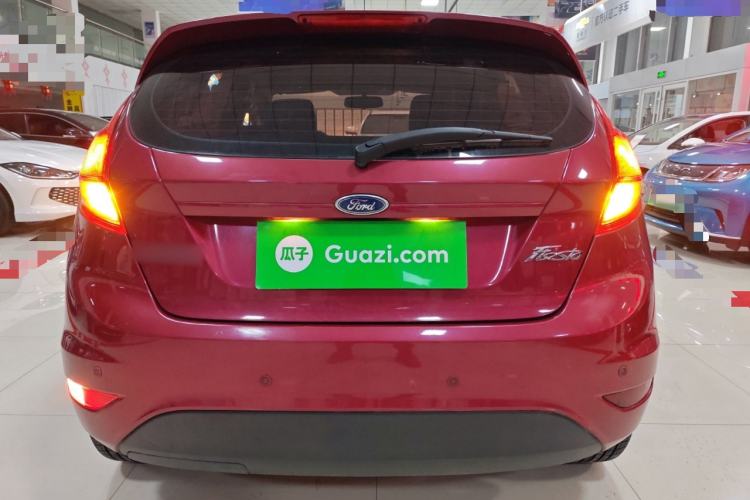 Used Ford Fiesta 2013 Hatchback 1.5L Automatic Fashion Edition Exterior 4