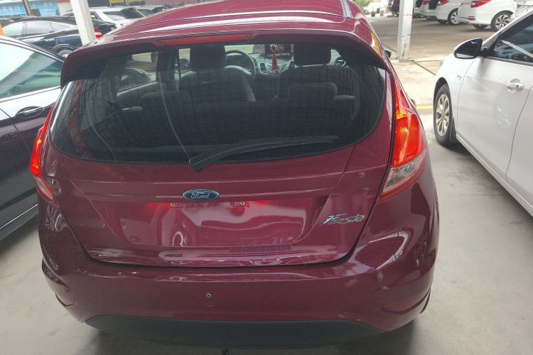 Used Ford Fiesta 2013 Hatchback 1.5L Automatic Fashion Edition Exterior 4