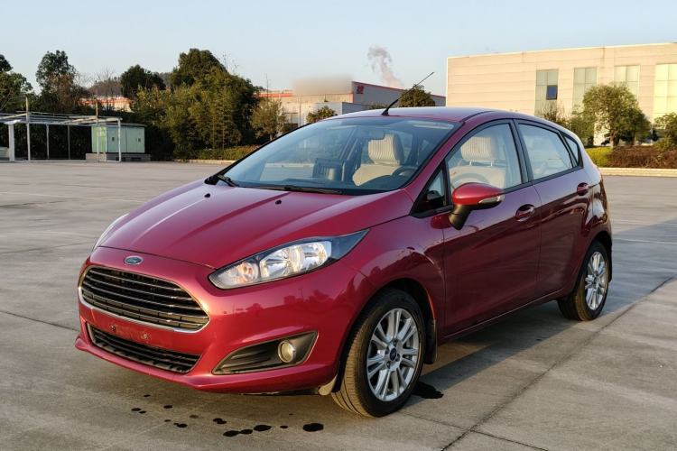 Used Ford Fiesta 2013 Hatchback 1.5L Automatic Fashion Edition Exterior 4