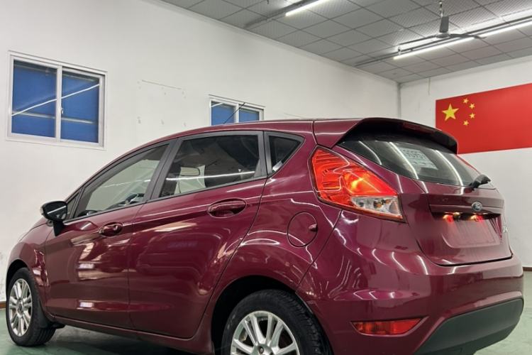 Used Ford Fiesta 2013 Hatchback 1.5L Automatic Fashion Edition Exterior 5