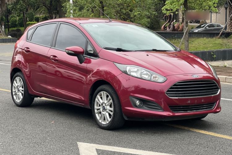 Used Ford Fiesta 2013 Hatchback 1.5L Automatic Fashion Edition Exterior 7