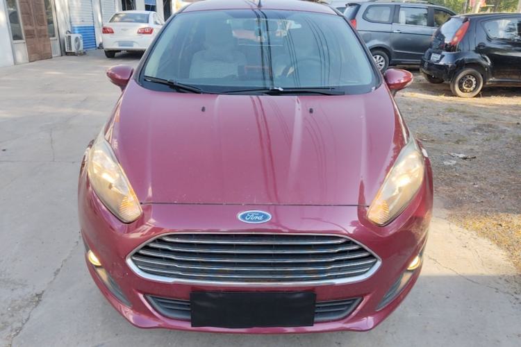 Used Ford Fiesta 2013 Hatchback 1.5L Automatic Fashion Edition Front
