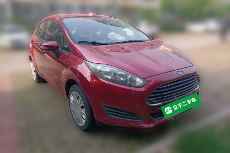 Used Ford Fiesta 2013 Hatchback 1.5L Manual Fashion Edition Front Right 45 Deg
