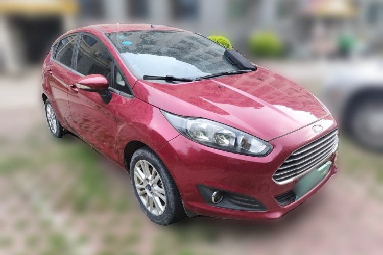 Used Ford Fiesta 2013 Hatchback 1.5L Manual Fashion Edition Front Right 45 Deg