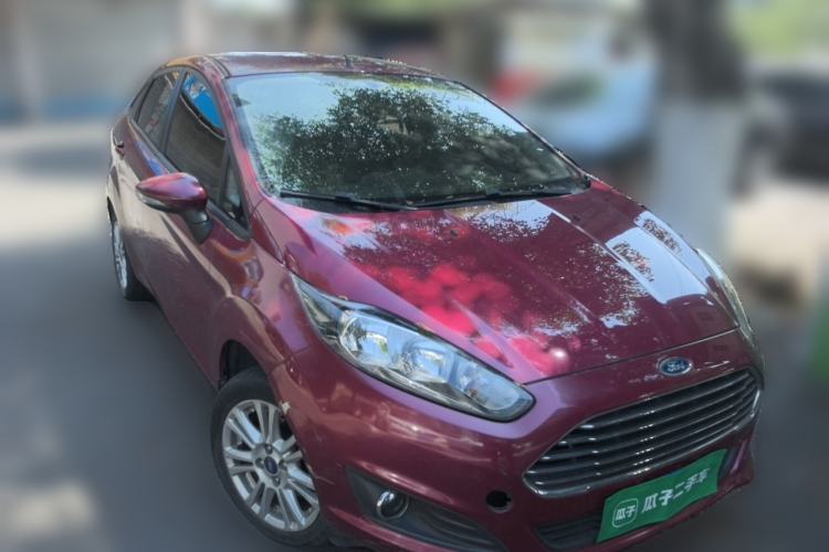 Used Ford Fiesta 2013 Sedan 1.5L Automatic Fashion Edition Front Right 45 Deg