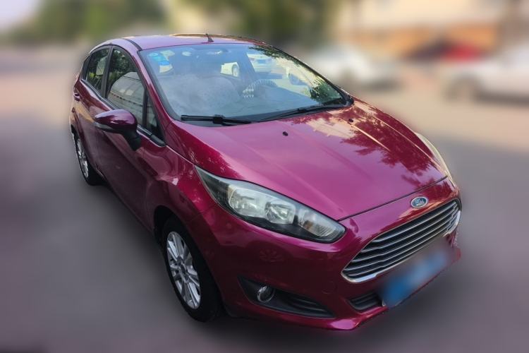 Used Ford Fiesta 2013 Hatchback 1.5L Automatic Fashion Edition Front Right 45 Deg