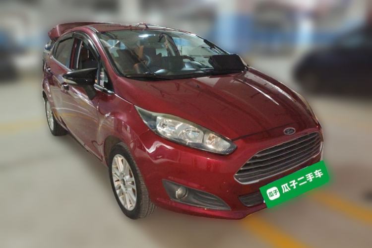 Used Ford Fiesta 2013 Hatchback 1.5L Automatic Fashion Edition Front Right 45 Deg