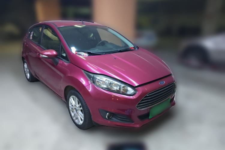 Used Ford Fiesta 2013 Hatchback 1.5L Automatic Fashion Edition Front Right 45 Deg