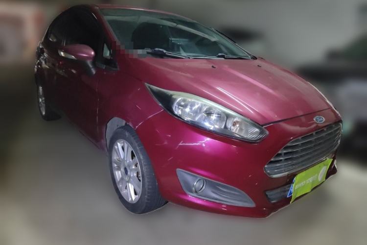 Used Ford Fiesta 2013 Hatchback 1.5L Automatic Fashion Edition Front Right 45 Deg