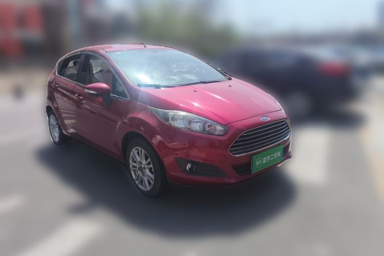 Used Ford Fiesta 2013 Hatchback 1.5L Automatic Fashion Edition Front Right 45 Deg