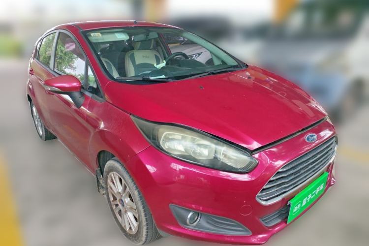 Used Ford Fiesta 2013 Hatchback 1.5L Automatic Fashion Edition Front Right 45 Deg