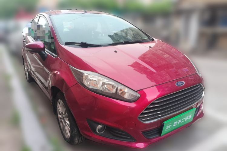 Used Ford Fiesta 2013 Hatchback 1.5L Automatic Fashion Edition Front Right 45 Deg