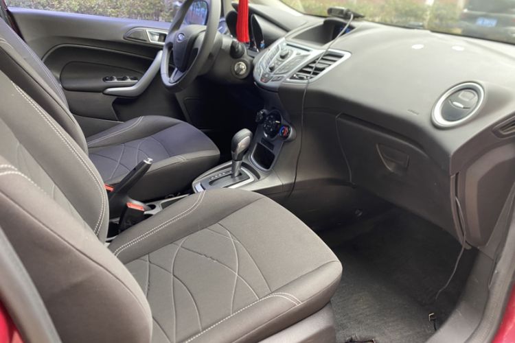 Used Ford Fiesta 2013 Hatchback 1.5L Automatic Fashion Edition Interior 1