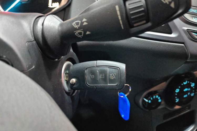 Used Ford Fiesta 2013 Hatchback 1.5L Automatic Fashion Edition Interior 1