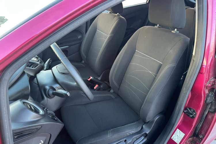 Used Ford Fiesta 2013 Hatchback 1.5L Automatic Fashion Edition Interior 12