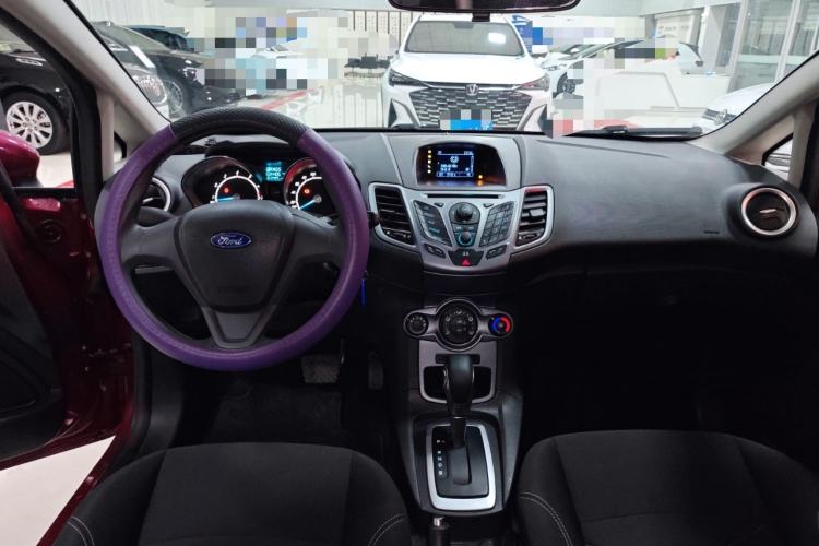 Used Ford Fiesta 2013 Hatchback 1.5L Automatic Fashion Edition Interior 2