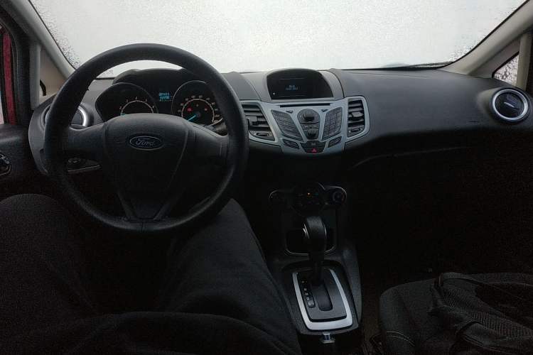 Used Ford Fiesta 2013 Hatchback 1.5L Automatic Fashion Edition Interior 2