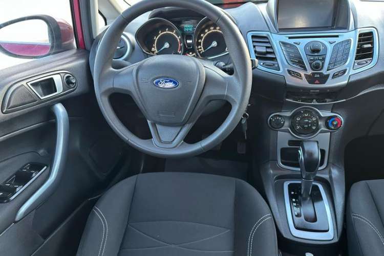 Used Ford Fiesta 2013 Hatchback 1.5L Automatic Fashion Edition Interior 4