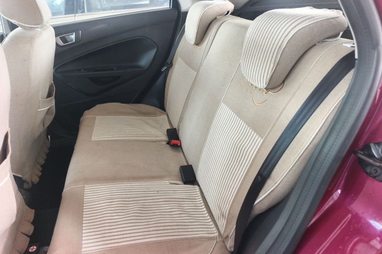 Used Ford Fiesta 2013 Hatchback 1.5L Automatic Fashion Edition Interior 4