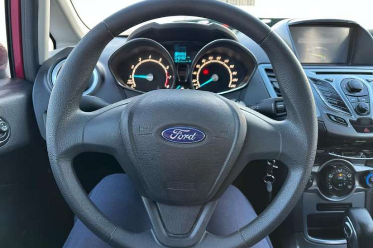 Used Ford Fiesta 2013 Hatchback 1.5L Automatic Fashion Edition Interior 5