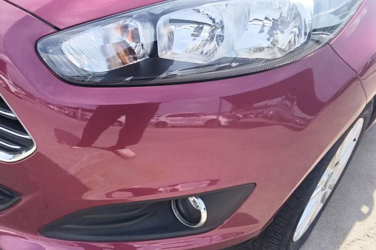 Used Ford Fiesta 2013 Hatchback 1.5L Automatic Fashion Edition Left Front Headlight