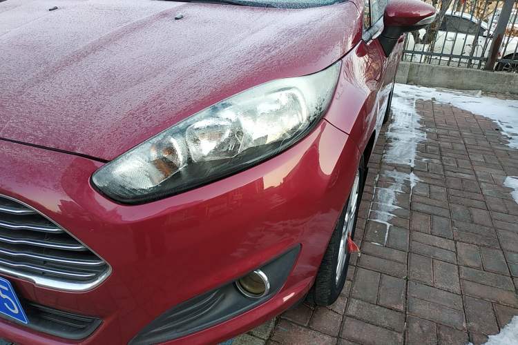 Used Ford Fiesta 2013 Hatchback 1.5L Automatic Fashion Edition Left Front Headlight