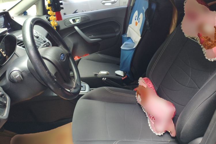 Used Ford Fiesta 2013 Hatchback 1.5L Automatic Fashion Edition Left Front Seat